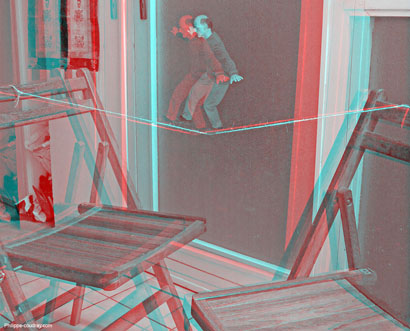 Photo truque en anaglyphe 3D funambule